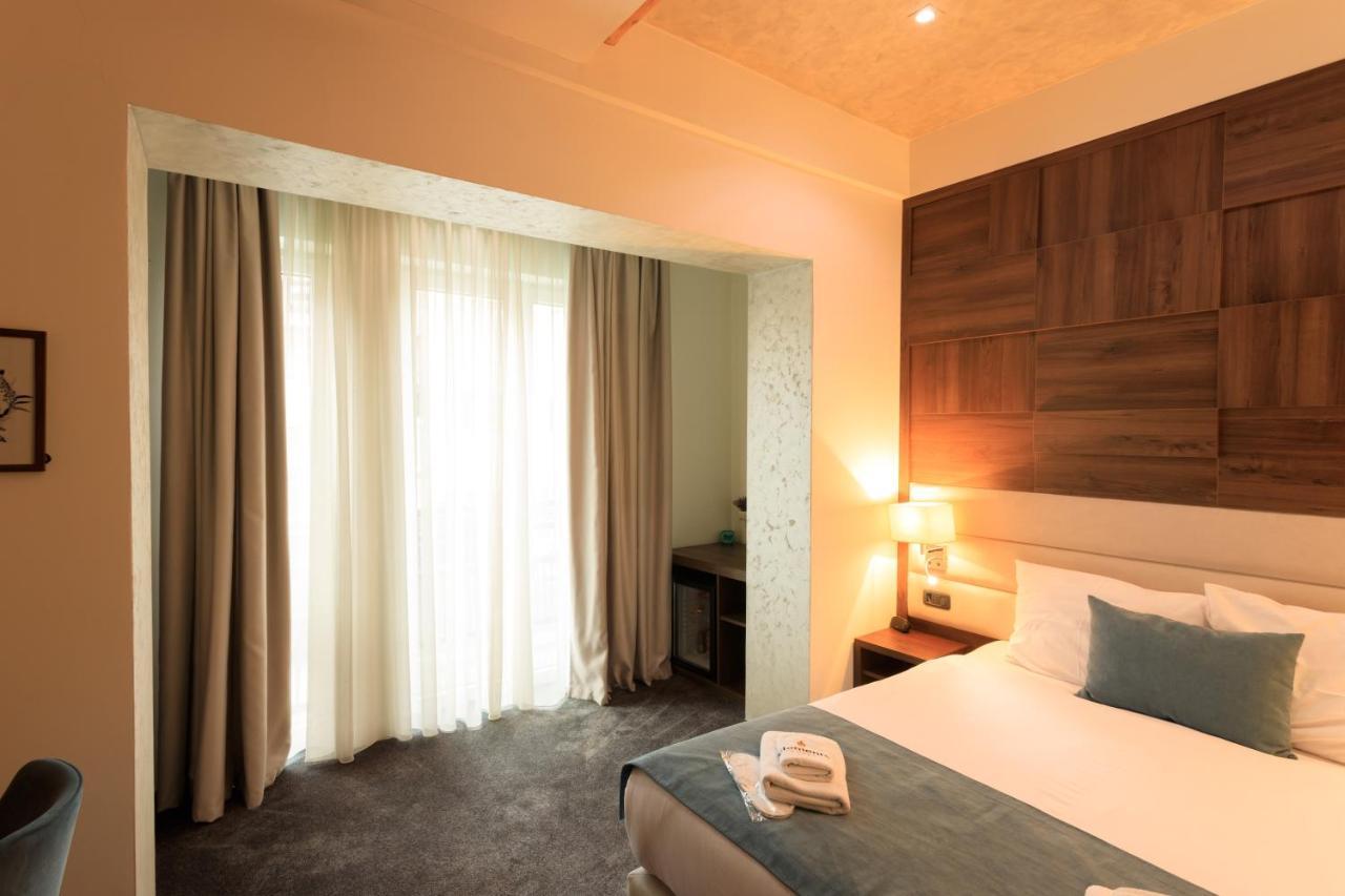 Hotel Elements โนวีปาซาร์ ภายนอก รูปภาพ