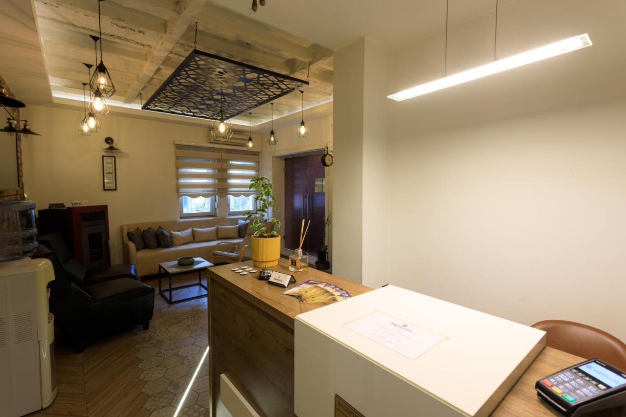 Hotel Elements โนวีปาซาร์ ภายนอก รูปภาพ