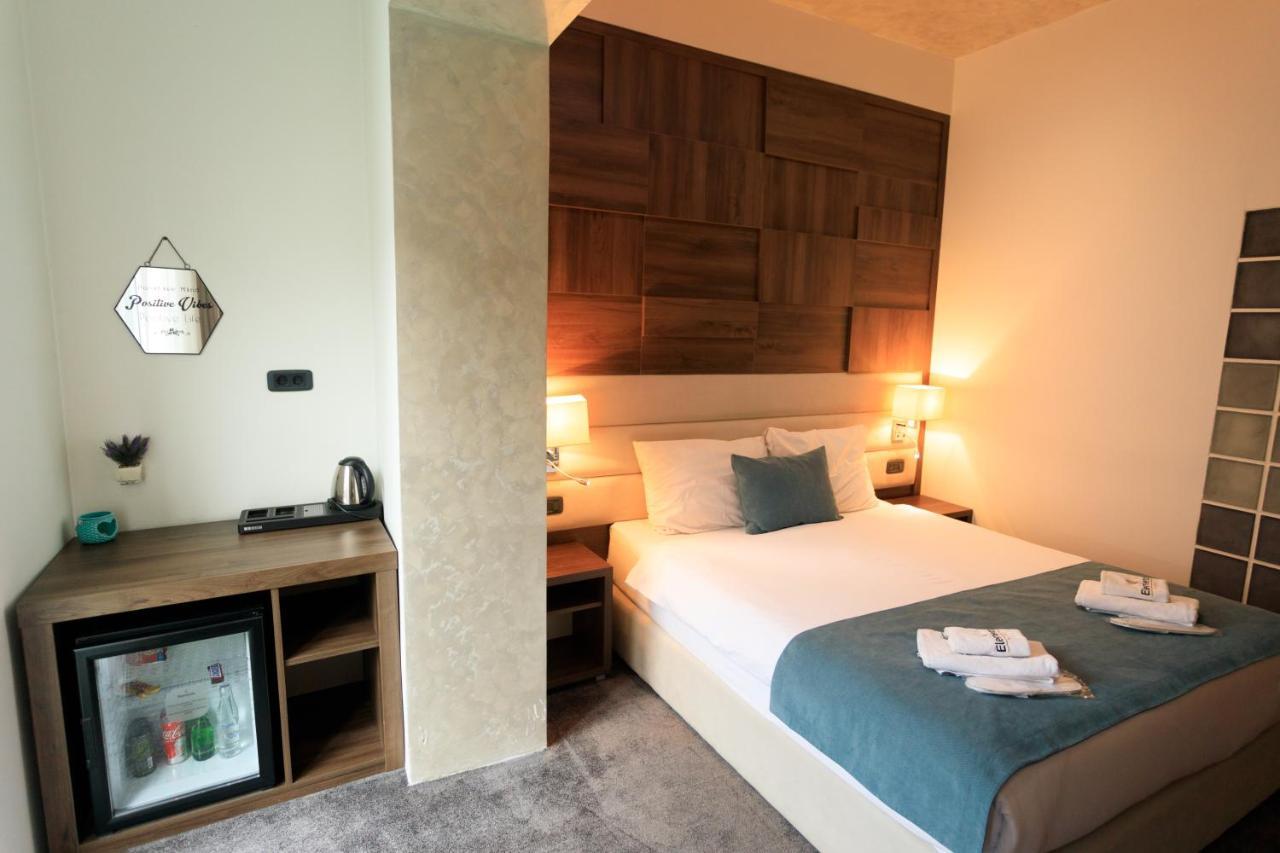 Hotel Elements โนวีปาซาร์ ภายนอก รูปภาพ
