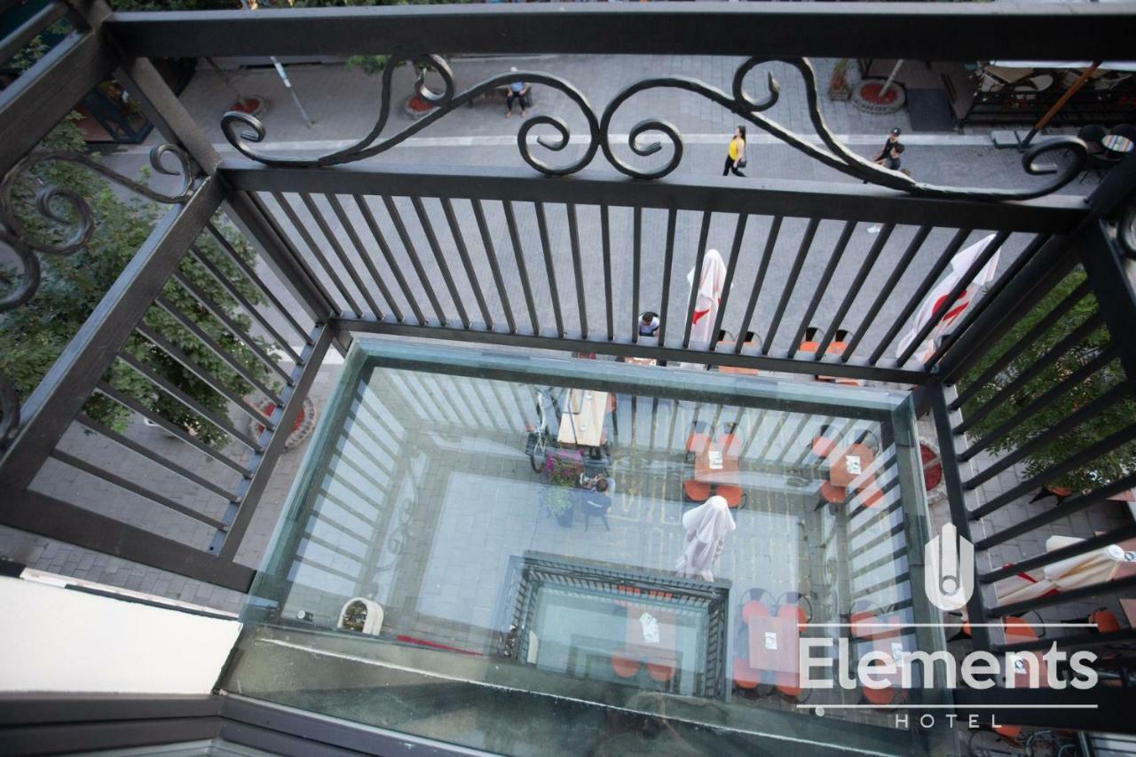 Hotel Elements โนวีปาซาร์ ภายนอก รูปภาพ