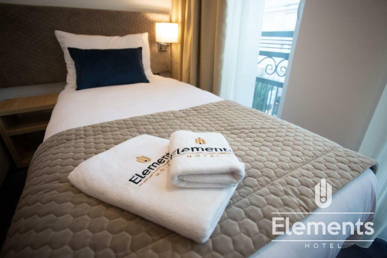 Hotel Elements โนวีปาซาร์ ภายนอก รูปภาพ