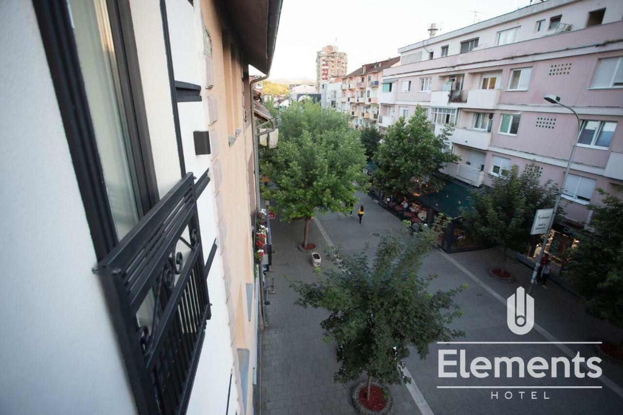 Hotel Elements โนวีปาซาร์ ภายนอก รูปภาพ