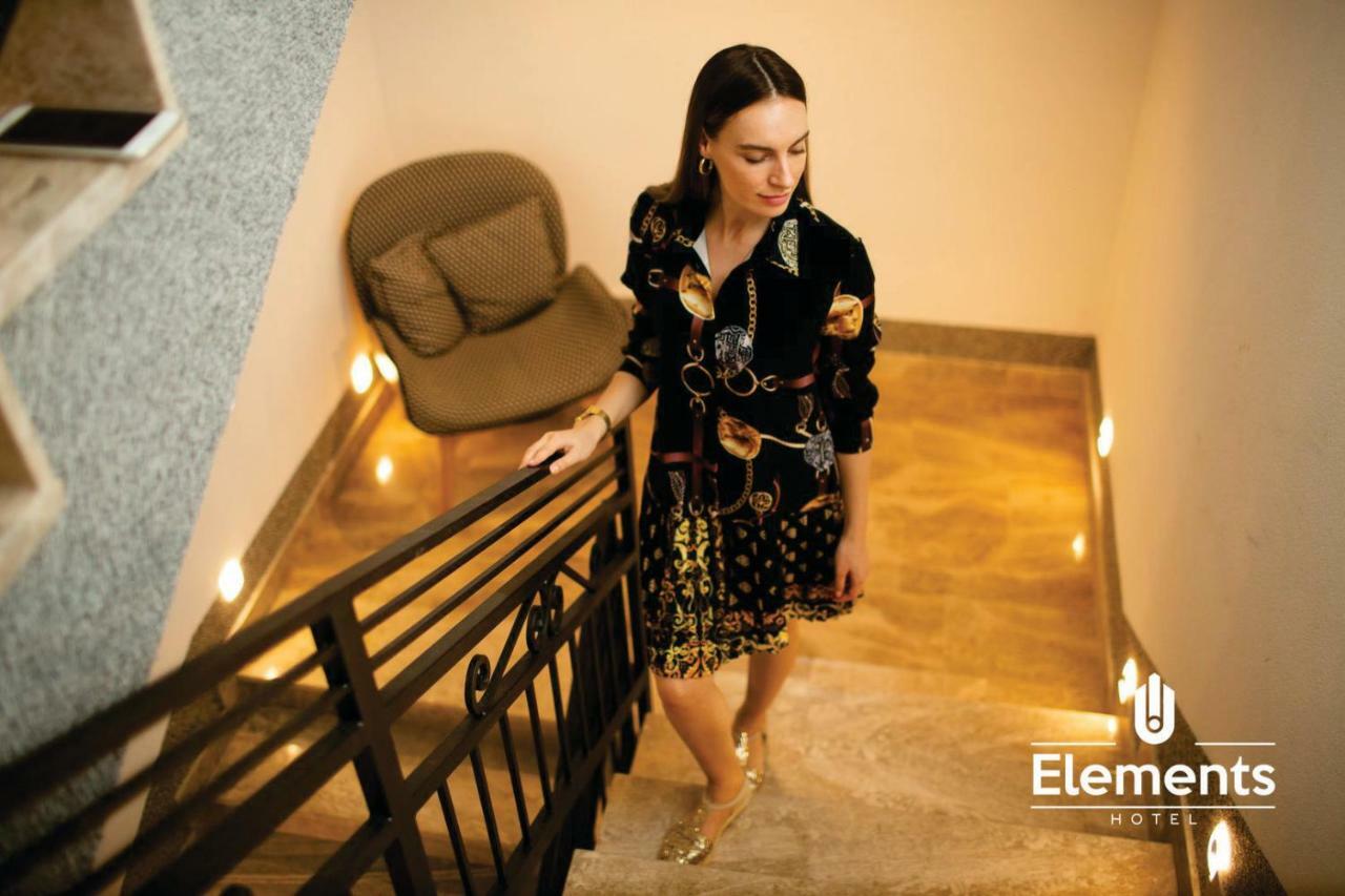 Hotel Elements โนวีปาซาร์ ภายนอก รูปภาพ