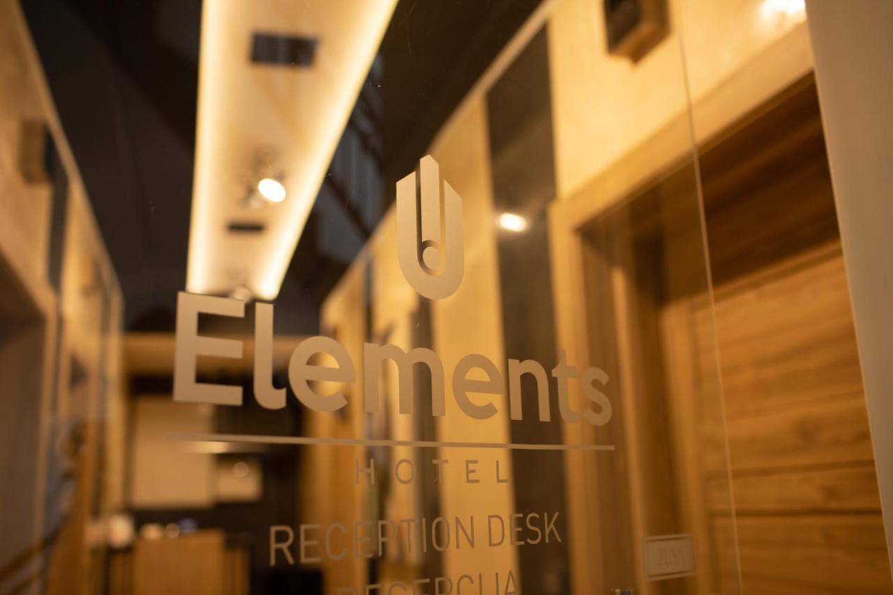 Hotel Elements โนวีปาซาร์ ภายนอก รูปภาพ